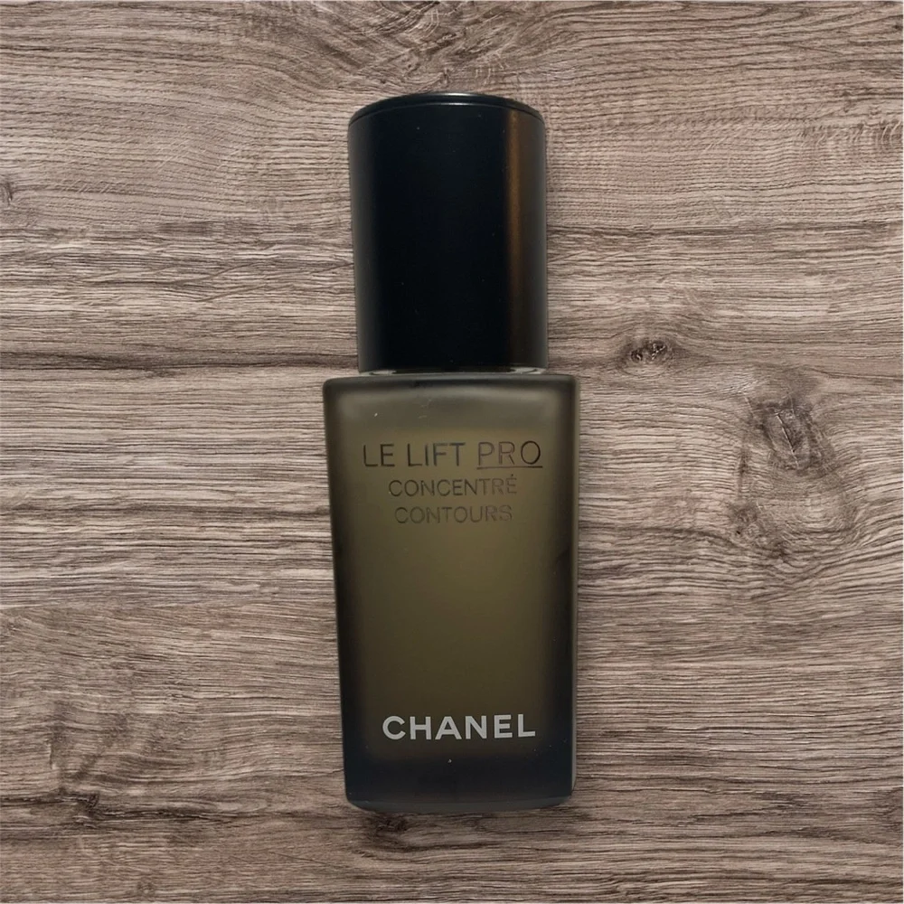 Chanel Le Lift Pro Contours - Picture 3 of 10